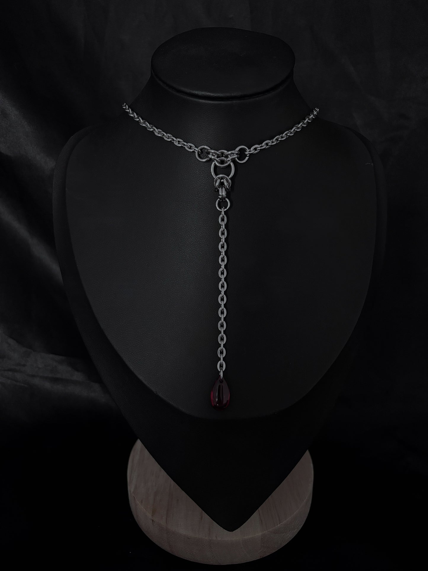« Ethereal blood » Necklace