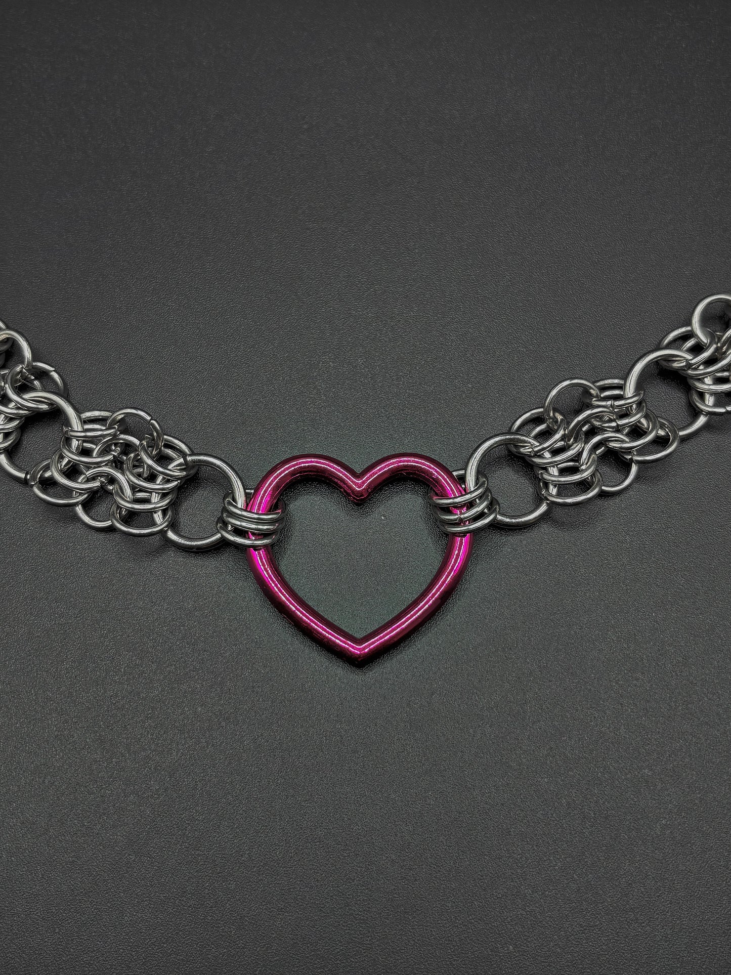 « Brat » choker