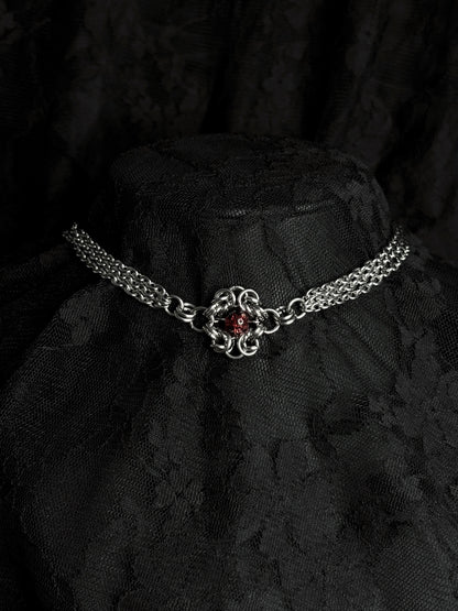 « Belladonna » Necklace
