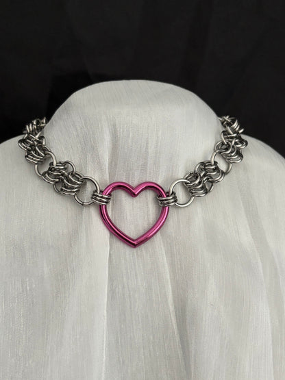 « Brat » choker