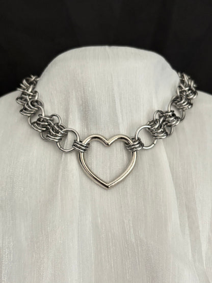 « Brat » choker
