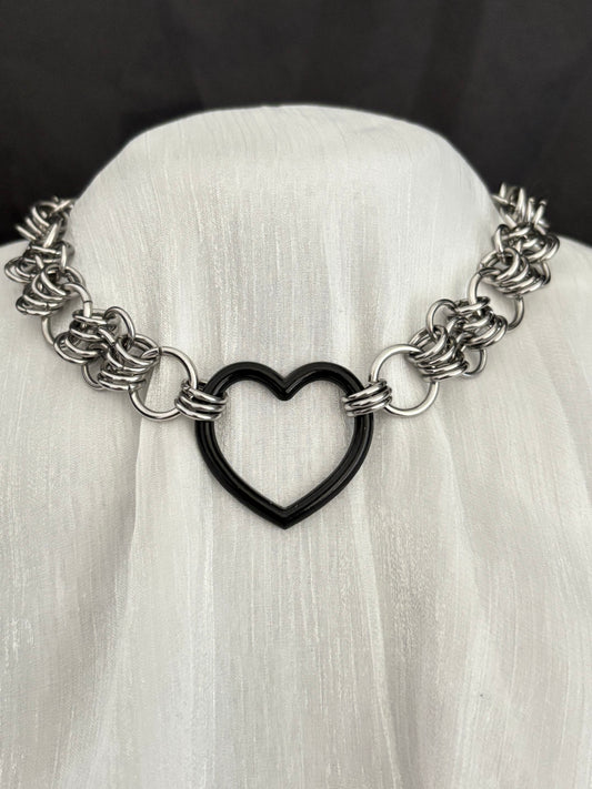 « Brat » choker